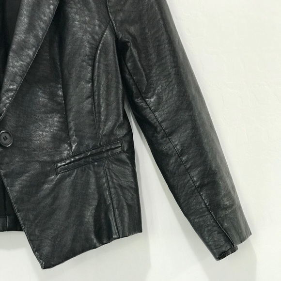 Black Faux Leather Crop Moto Biker Jacket - Picture 6 of 11